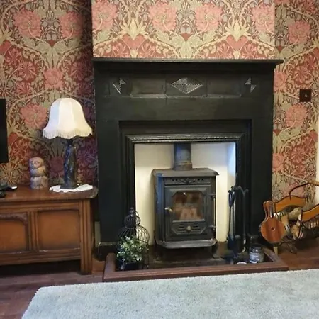 Wonderful 2-bedroom With Hot Tub 5* Views *