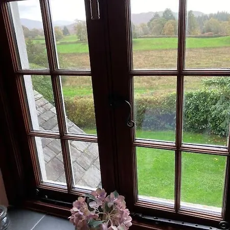 Wonderful 2-bedroom With Hot Tub 5* Views *