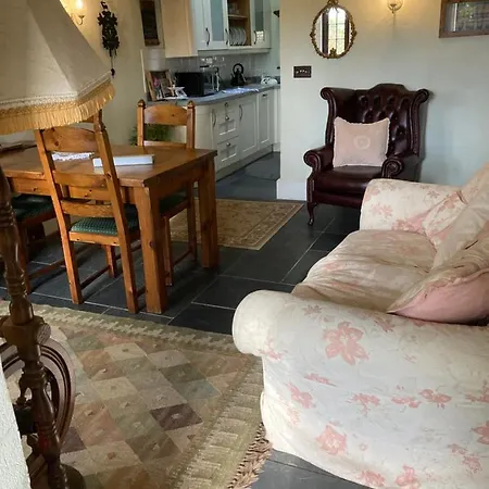 Wonderful 2-bedroom With Hot Tub 5* Views Сasa de vacaciones