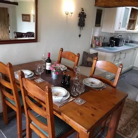 Дом отдыха Wonderful 2-bedroom With Hot Tub 5* Views Holmrook